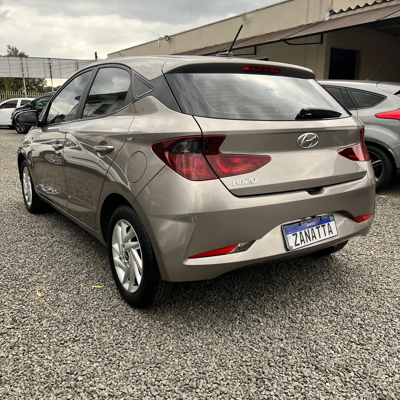 Hyundai HB20 — foto 4