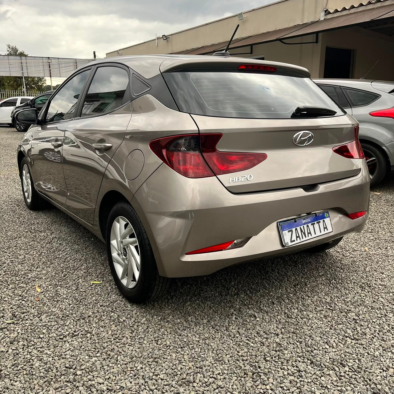 Hyundai HB20 — foto 4