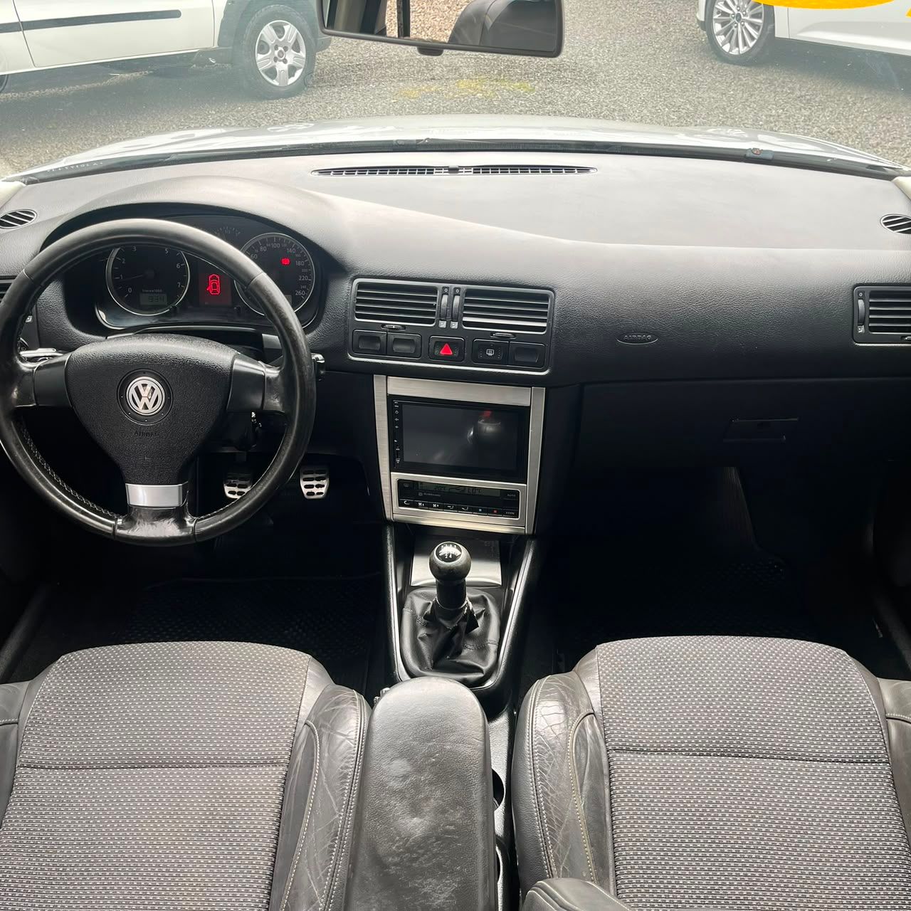 Volkswagen Golf — foto 5